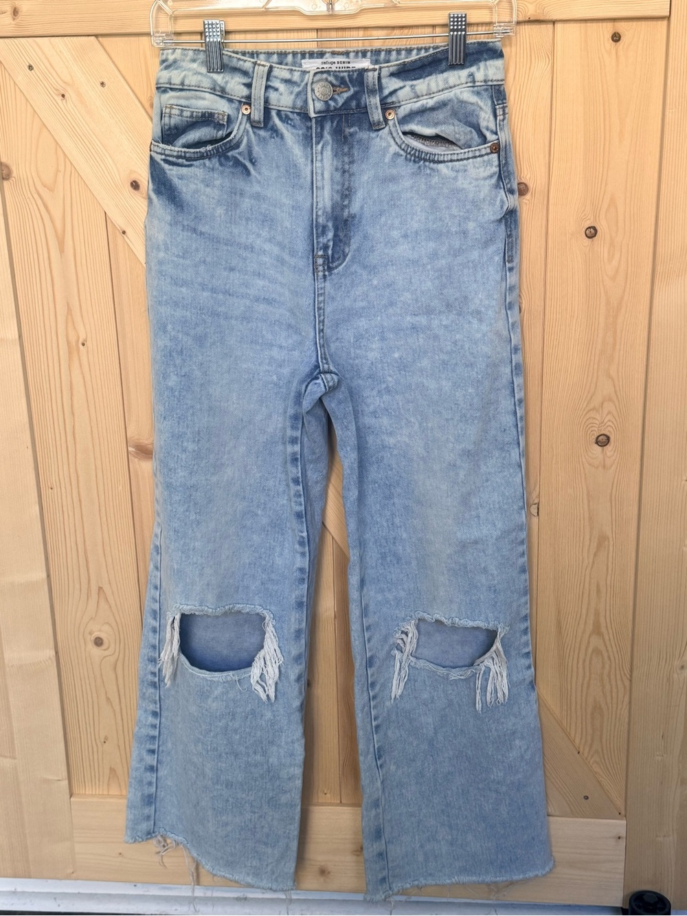 refuge Denim 90’s Wide Distressed Wide Leg Jeans